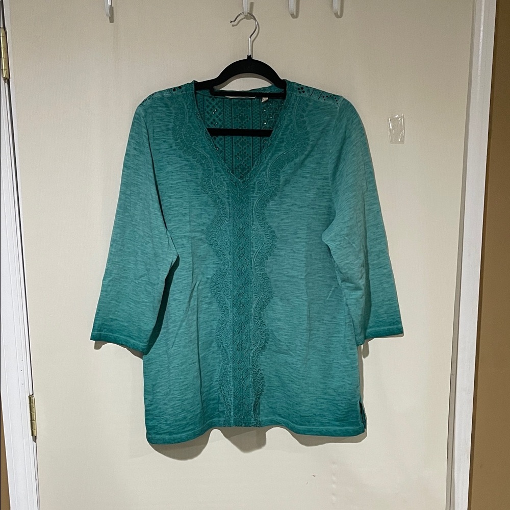 Soft Surroundings Teal V-Neck Lace Trim Top Size XL Like New Condition
